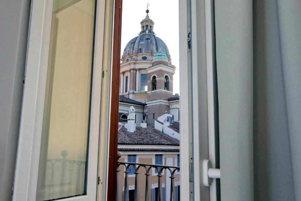 Della Croce Rooms Roma Ngoại thất bức ảnh