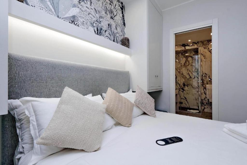 Della Croce Rooms Roma Ngoại thất bức ảnh